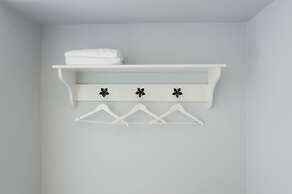 Noursabah Bed Bangkok