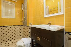 Noursabah Bed Bangkok