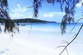 Royal Retreat Resort