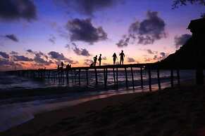 Royal Retreat Resort