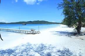 Royal Retreat Resort