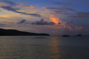 Royal Retreat Resort