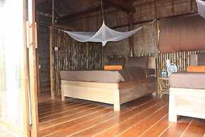 Royal Retreat Resort