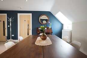 The Lodge at Broadway