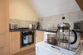 The Lodge at Broadway