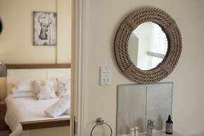 The Lodge at Broadway