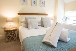 The Lodge at Broadway