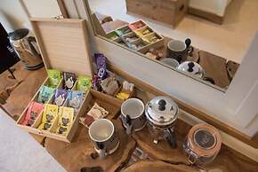 The Lodge at Broadway