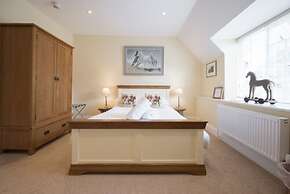 The Lodge at Broadway