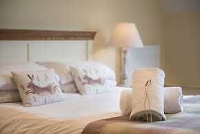 The Lodge at Broadway