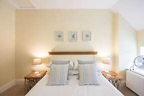 The Lodge at Broadway