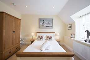 The Lodge at Broadway