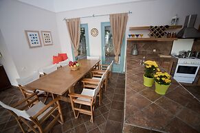 Electra Beachfront Villa