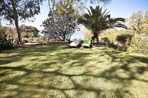 Electra Beachfront Villa