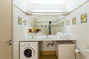 Electra Beachfront Villa