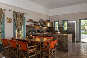 Electra Beachfront Villa