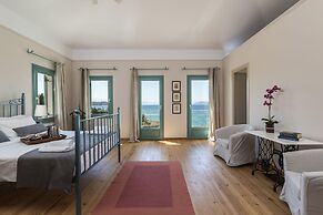 Electra Beachfront Villa