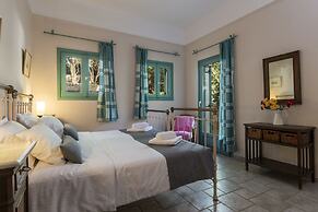 Electra Beachfront Villa