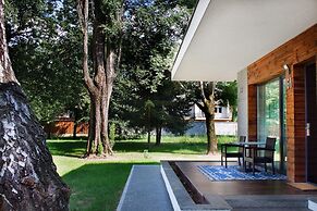 Villas and Apartments Oaza