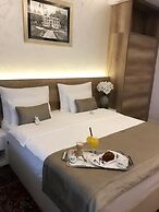 Villas and Apartments Oaza