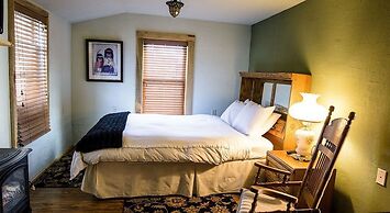 Trail City Bed & Breakfast