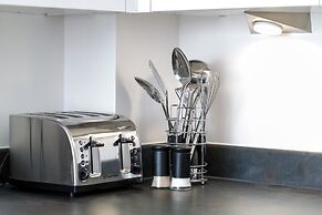 Kingfisher Cambridge Central West Apartments