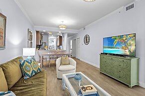 Bologna - Luxury 2-BR Condo with Lake & Golf Views at Green Links, Lel