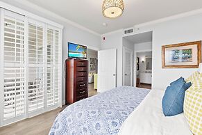 Bologna - Luxury 2-BR Condo with Lake & Golf Views at Green Links, Lel