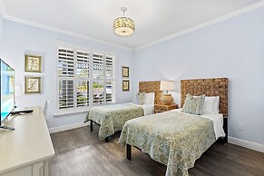 Bologna - Luxury 2-BR Condo with Lake & Golf Views at Green Links, Lel