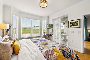 Catina Vacation Rental: Bright 2-BR Condo with Lake Views. Located in 