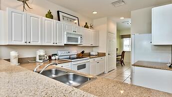 Genoa Vacation Rental: Stylish 2-BR Condo with Golf & Lake Views. Reso