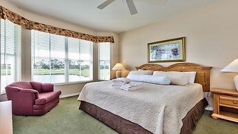 Solterra Vacation Rental: Luxury 3-BR Condo with Lake & Golf Views. Ac