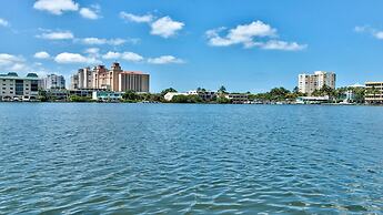 Canal Grande Waterfront 6 Bedroom Holiday Home by Naples Florida