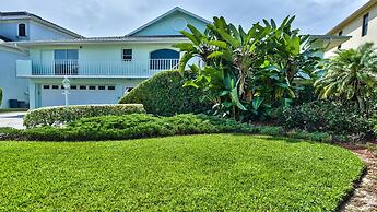 Canal Grande Waterfront 6 Bedroom Holiday Home by Naples Florida