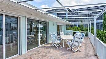 Canal Grande Waterfront 6 Bedroom Holiday Home by Naples Florida