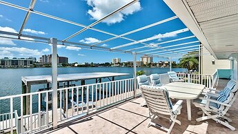 Canal Grande Waterfront 6 Bedroom Holiday Home by Naples Florida