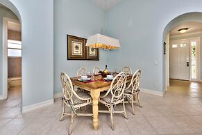 Neapolitan - Newly Renovated 3-BR Luxury Home with Private Pool. Enjoy