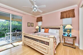 Neapolitan - Newly Renovated 3-BR Luxury Home with Private Pool. Enjoy