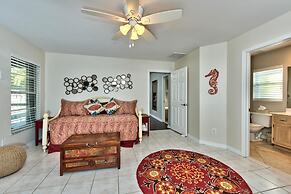 Parisian 3 Bedroom Holiday Home by Naples Florida