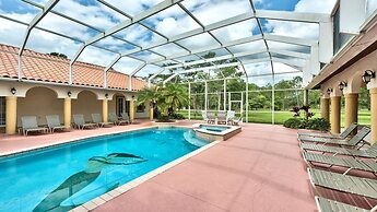 Parisian 3 Bedroom Holiday Home by Naples Florida