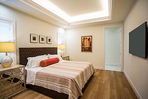 Sorrento Luxury Vacation Home: Expansive 5-Bedroom, 4.5-Bath Retreat w