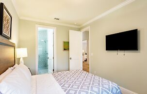 Tuscan Vacation Rental. Stylish 3-Bedroom Getaway Near Vanderbilt Beac