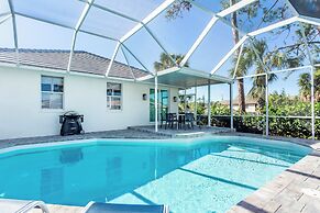 Tuscan Vacation Rental. Stylish 3-Bedroom Getaway Near Vanderbilt Beac