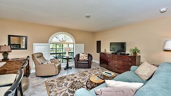 Le Monaco - Romantic 1 BR Condo Steps from 5th Ave S. Chic Coastal Ret