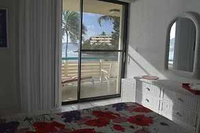 1732 Watergate