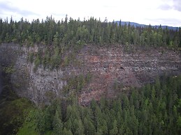 Wells Gray Golf resort and RV park