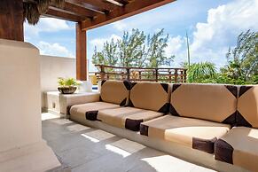 Pueblito Escondido Beachside