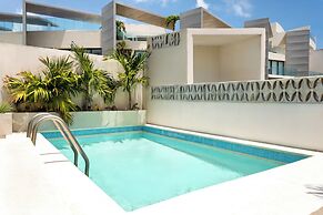 Pueblito Escondido Beachside