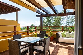 Pueblito Escondido Beachside