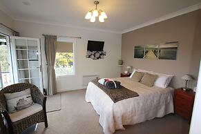 Hillside Bed & Breakfast